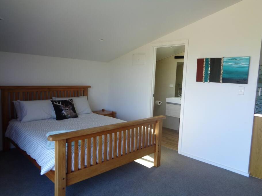 Ruby Bay Loft Accommodation 넬슨 외부 사진